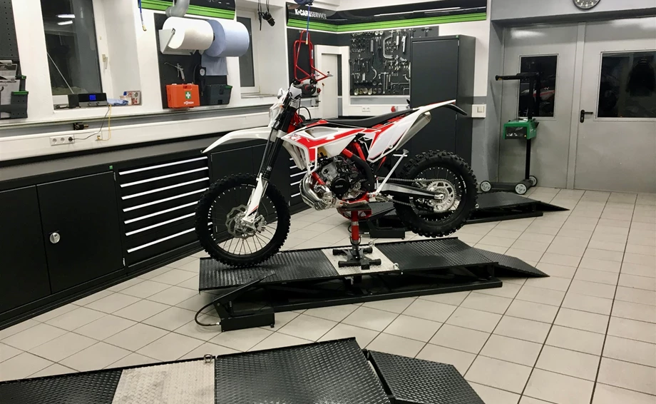 Reparaturen und Inspektionen Bild 1: Reparaturen und Inspektionen