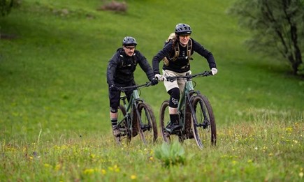 E-MOUNTAINBIKE FULLY E-MOUNTAINBIKE FULLY