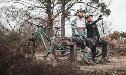 MOUNTAINBIKE FULLY MOUNTAINBIKE FULLY