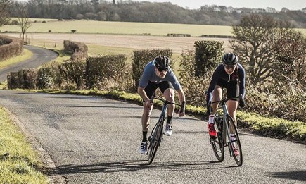 RENNRAD & GRAVEL RENNRAD & GRAVEL
