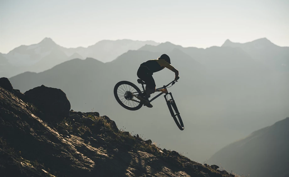 TRAIL E-BIKE Bild 1: TRAIL E-BIKE