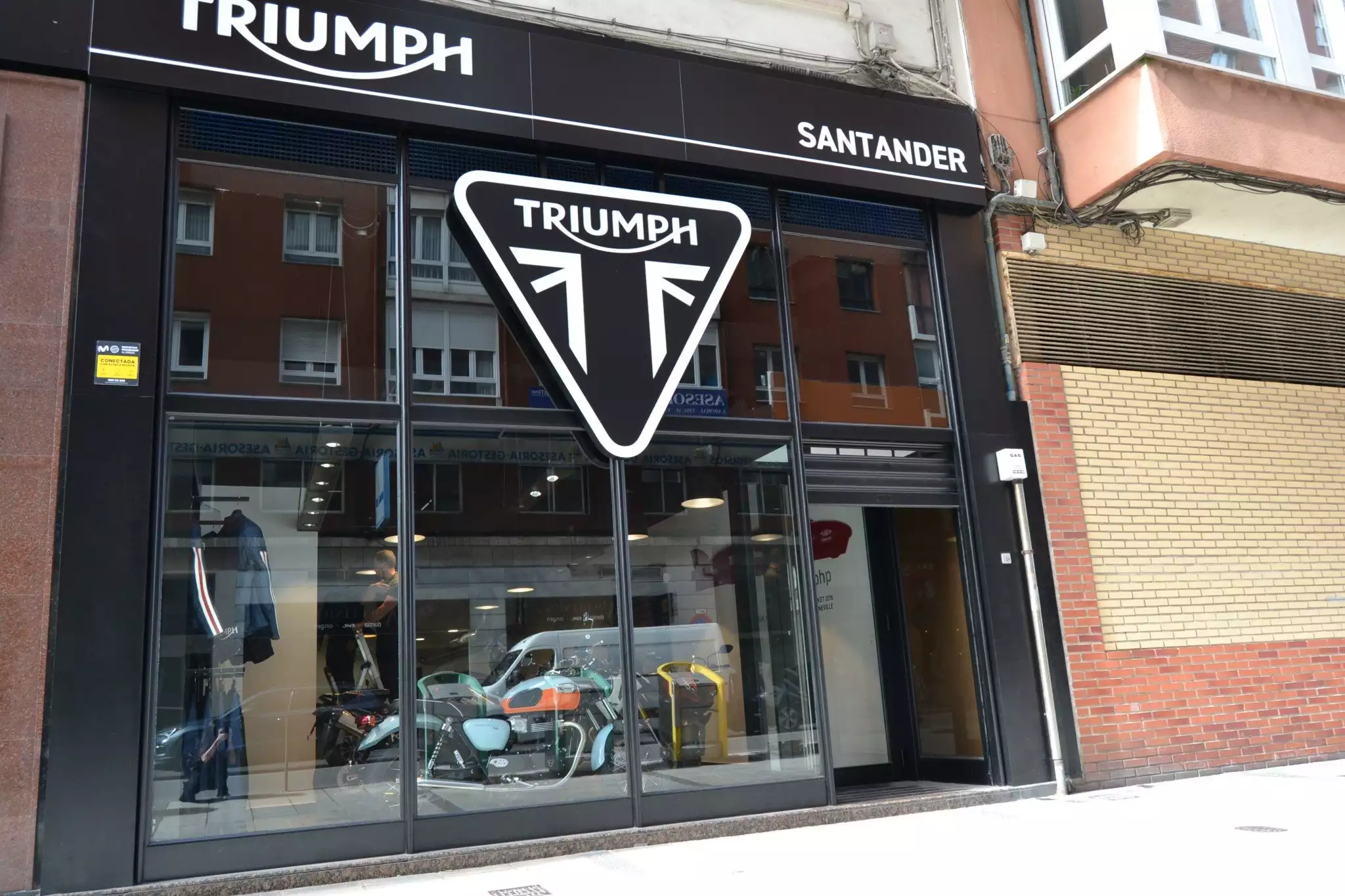 Triumph Santander