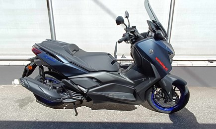 Yamaha XMAX 125