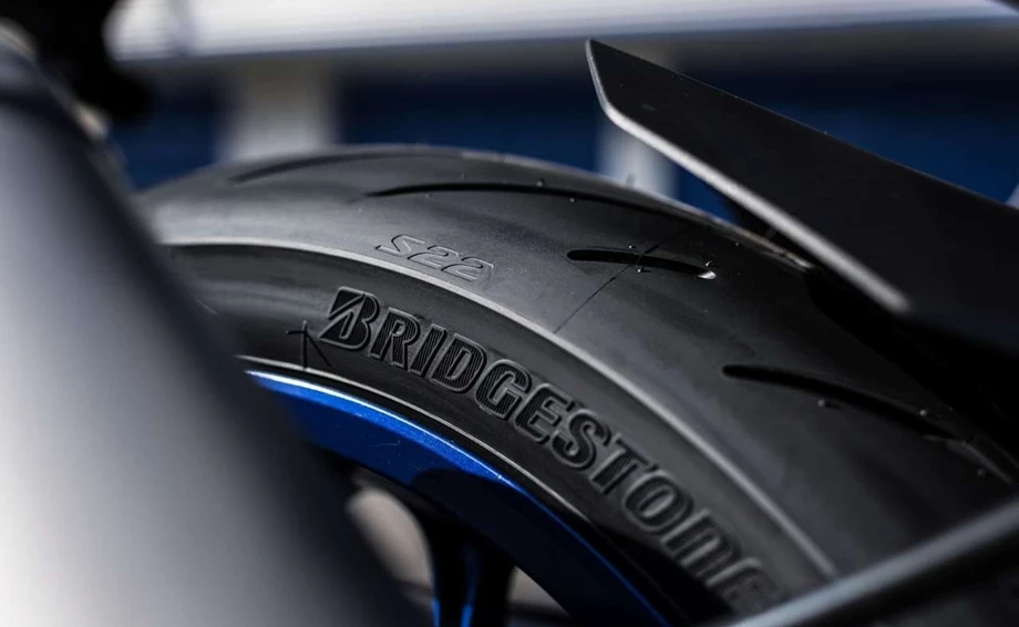 Reifenservice Bild 1: Reifenservice