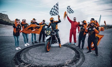 "READY TO RACE"  "READY TO RACE"