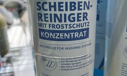 Scheibenwaschanlage im Winter nicht vergessen Scheibenwaschanlage im Winter nicht vergessen
