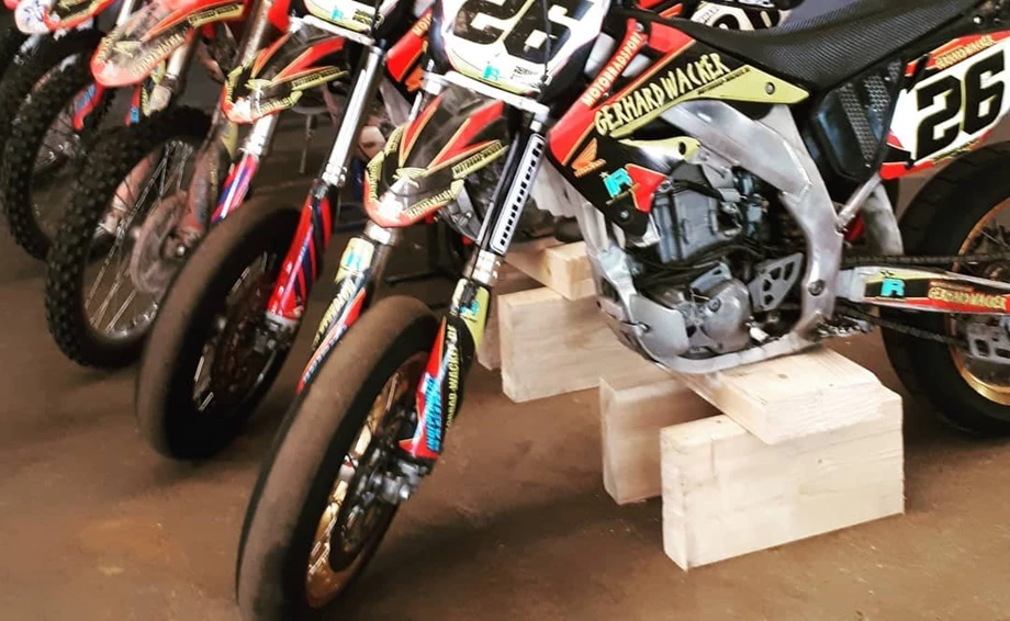 Lagerflächen- und Hallenstellplätze Bild 1: Lagerflächen- und Hallenstellplätze