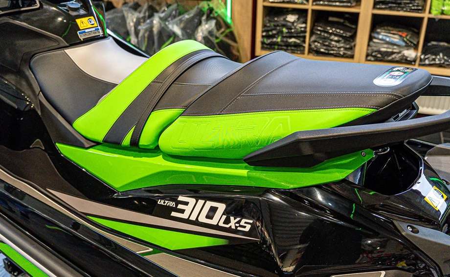 KAWASAKI ULTRA 310LX-S Bild 9: KAWASAKI ULTRA 310LX-S