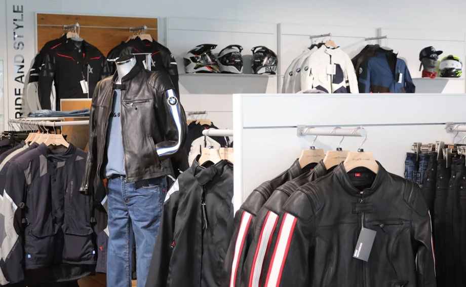 Bekleidung & Zubehör Bild 1: Bekleidung & Zubehör