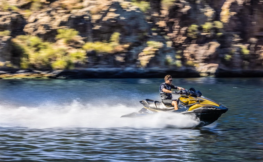 KAWASAKI ULTRA 160LX Bild 18: KAWASAKI ULTRA 160LX