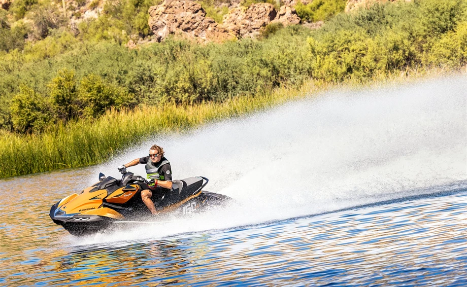 KAWASAKI ULTRA 160LX-S Bild 7: KAWASAKI ULTRA 160LX-S