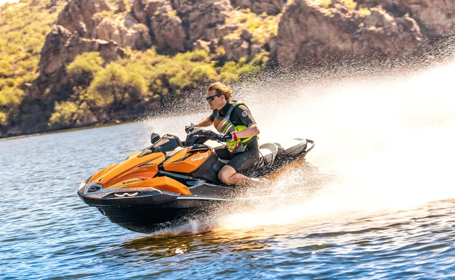 KAWASAKI ULTRA 160LX-S Bild 8: KAWASAKI ULTRA 160LX-S