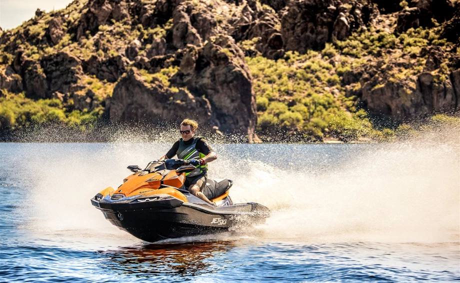 KAWASAKI ULTRA 160LX-S Bild 9: KAWASAKI ULTRA 160LX-S