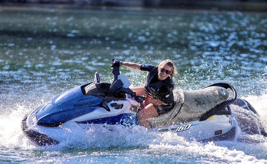 KAWASAKI STX 160 Bild 6: KAWASAKI STX 160