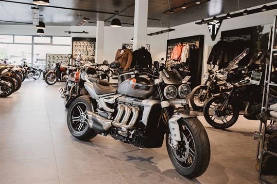 UNSERE LEISTUNGEN FÜR SIE UNSERE LEISTUNGEN FÜR SIE