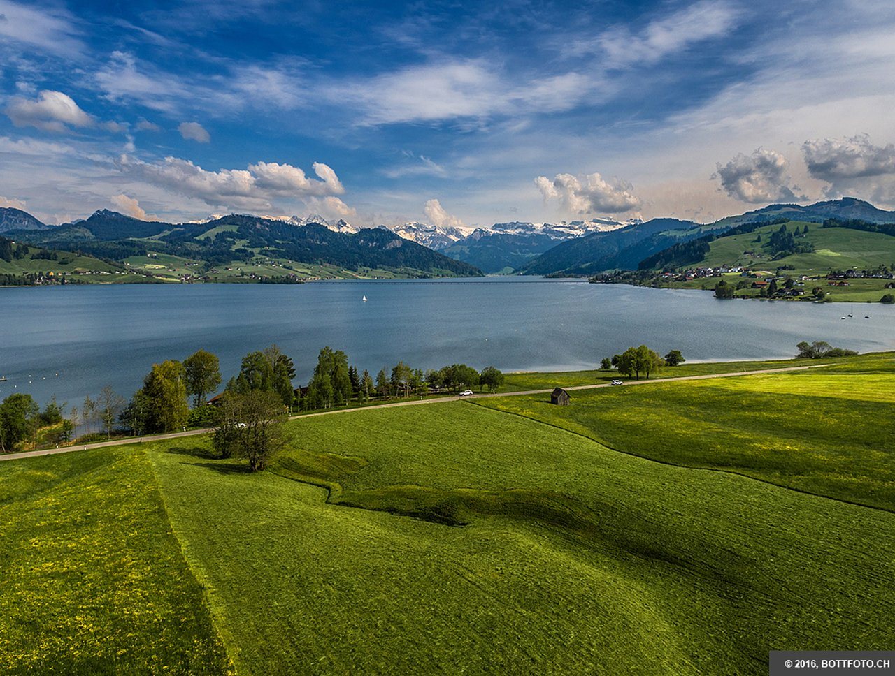ZÜRICHSEE - SIHLSEE - EINSIEDELN
