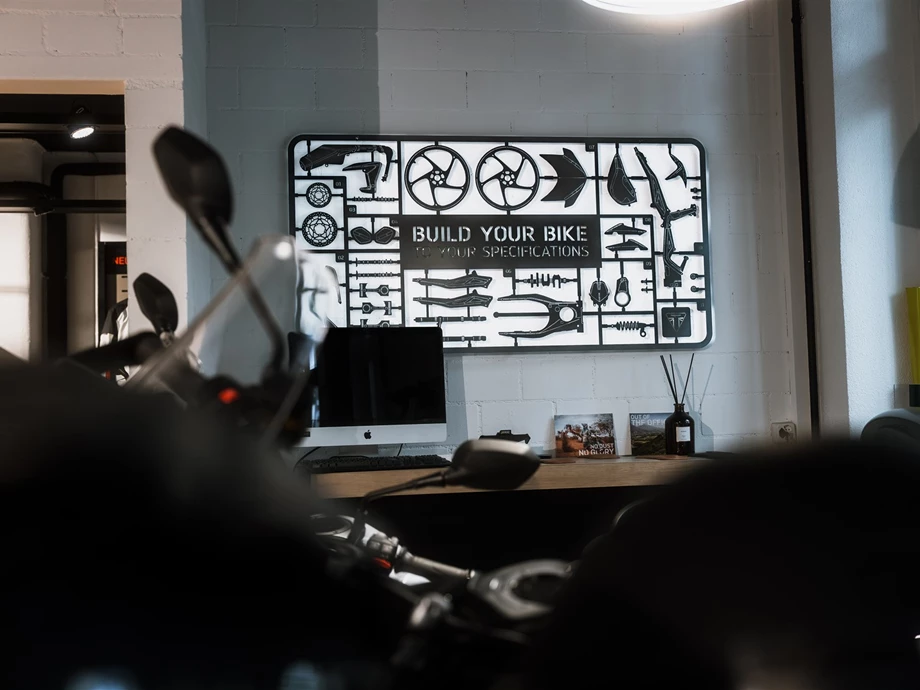 TRIUMPH WORLD STORE ZÜRICH Bild 5: TRIUMPH WORLD STORE ZÜRICH