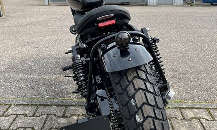Hanway BOBBER 125 BC seitliches Kennzeichen "Grobstollenreifen" Hanway BOBBER 125 BC seitliches Kennzeichen "Grobstollenreifen"