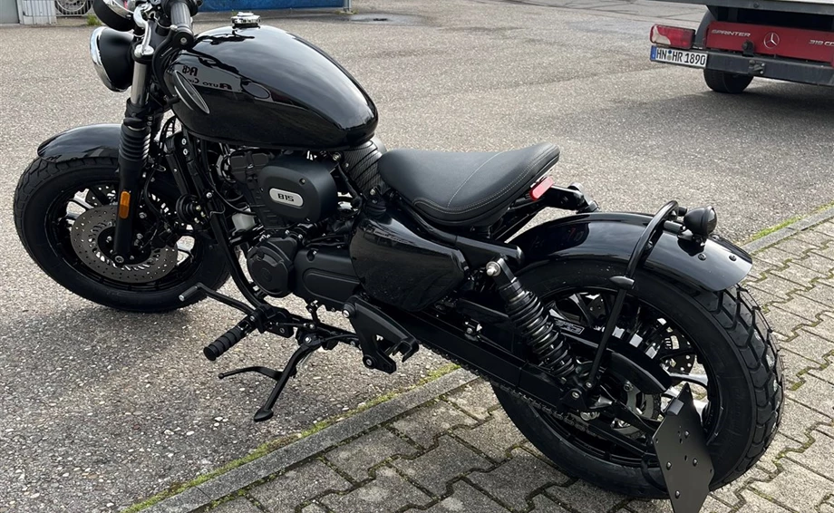 Hanway BOBBER 125 BC seitliches Kennzeichen "Grobstollenreifen" Bild 10: Hanway BOBBER 125 BC seitliches Kennzeichen "Grobstollenreifen"
