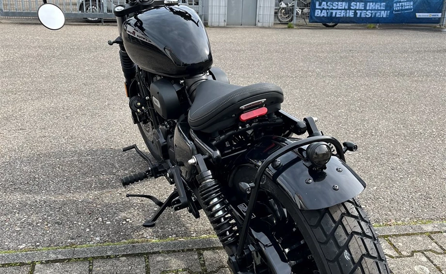 Hanway BOBBER 125 BC seitliches Kennzeichen "Grobstollenreifen" Bild 4: Hanway BOBBER 125 BC seitliches Kennzeichen "Grobstollenreifen"