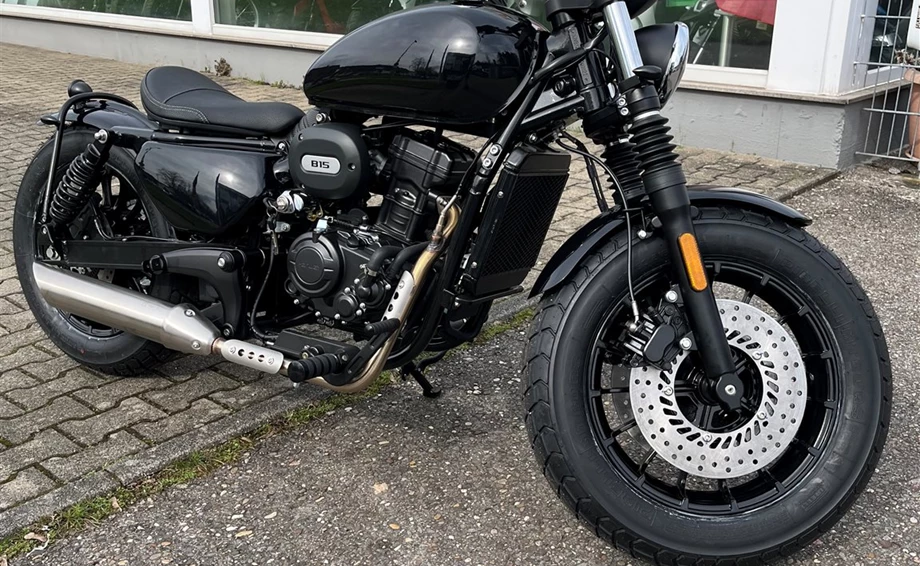 Hanway BOBBER 125 BC seitliches Kennzeichen "Grobstollenreifen" Bild 8: Hanway BOBBER 125 BC seitliches Kennzeichen "Grobstollenreifen"