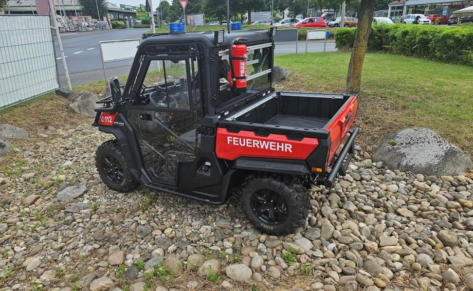 UForce 1000 V2 EFI - Feuerwehr Bild 6: UForce 1000 V2 EFI - Feuerwehr