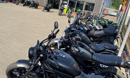 Mietmotorräder vom Bikerzentrum BERENTELG: Flexibel, aktuell und sorglos unterwegs Mietmotorräder vom Bikerzentrum BERENTELG: Flexibel, aktuell und sorglos unterwegs