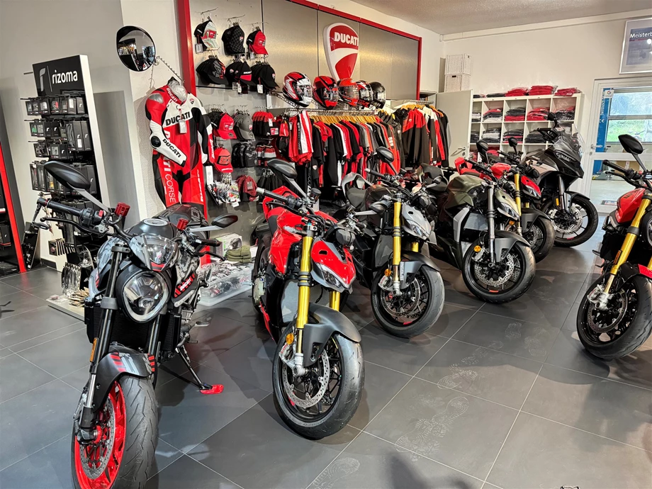 ALEX’S BIKESHOP – Ducati & Kawasaki Vertragshändler in Bad Mergentheim Bild 7: ALEX’S BIKESHOP – Ducati & Kawasaki Vertragshändler in Bad Mergentheim