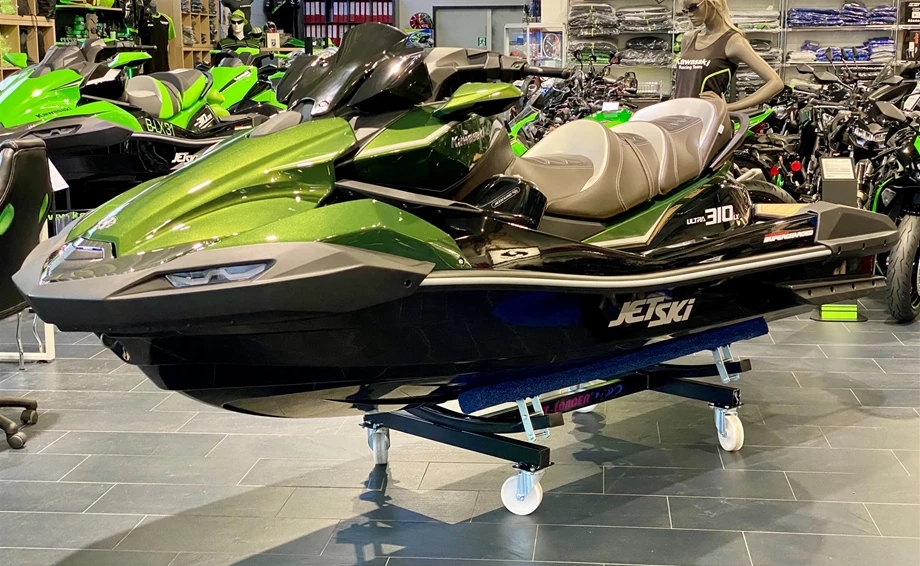 KAWASAKI ULTRA 310LX Bild 11: KAWASAKI ULTRA 310LX