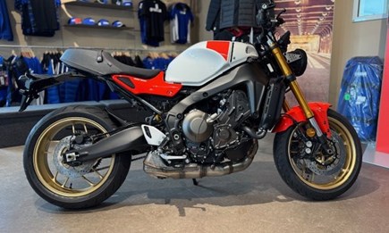 XSR 900 zum Spätsommerpreis von 11690€ anstatt 12249€