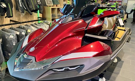 KAWASAKI ULTRA 310LX