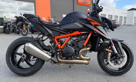 1390 Super Duke R 2026 zum Einstiegspreis von 19790€ anstatt 21485€ inkl Nebenkosten