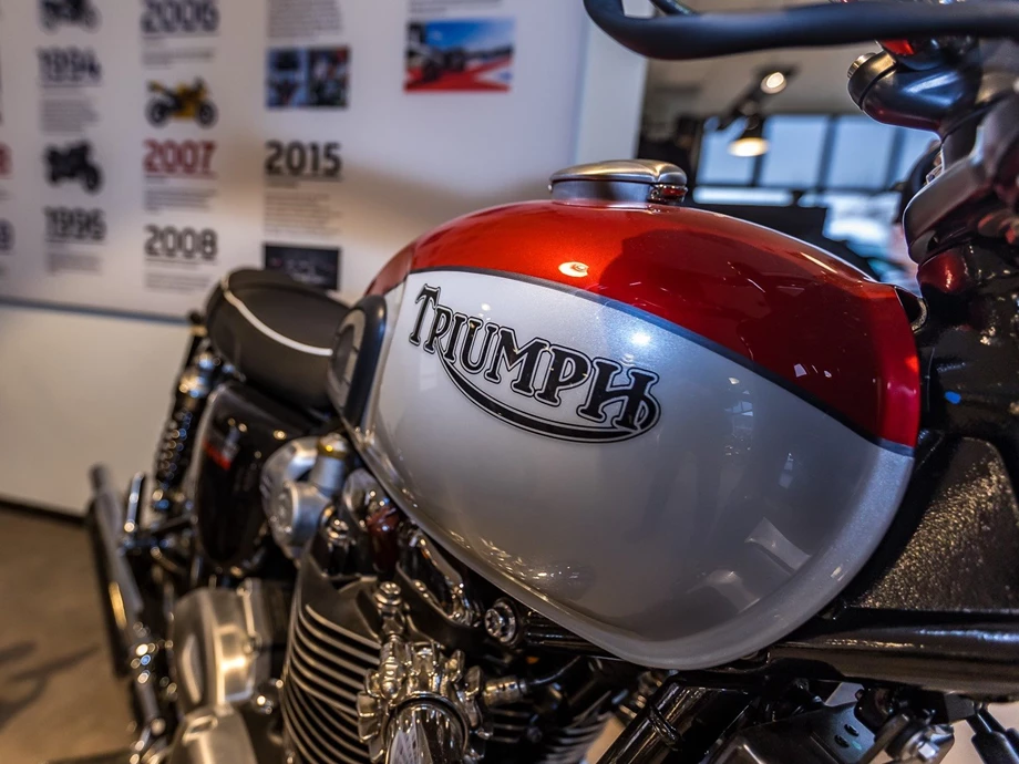 Triumph Sinsheim Bild 4: Triumph Sinsheim