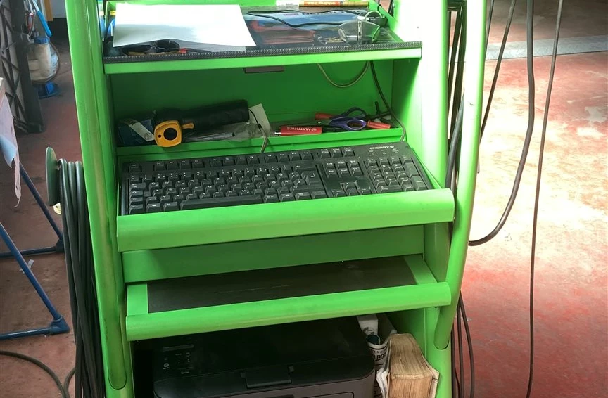 Unser Werkstatt Service für Pkw + Transporter Bild 1: Unser Werkstatt Service für Pkw + Transporter