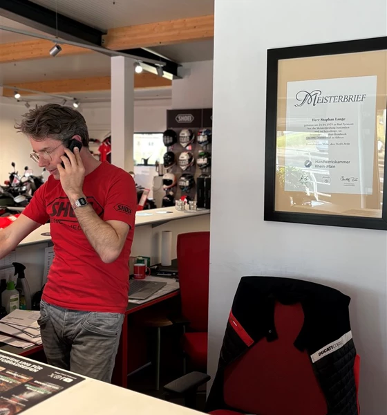 200% Motorrad Meisterei Lange 200% Motorrad Meisterei Lange