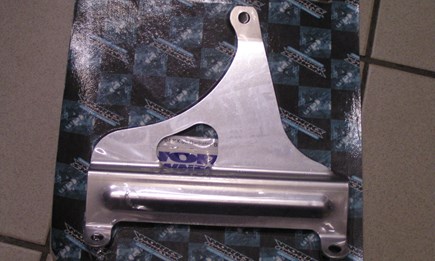 Neuteil Kühlerstützen für KX 65