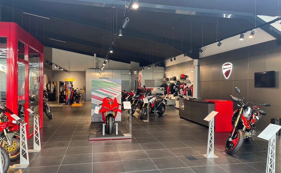 Zweirad Dahlhues Motorrad - Fachkompetenz Bild 19: Zweirad Dahlhues Motorrad - Fachkompetenz