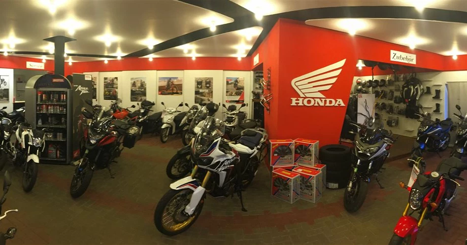 LOCATION Bild 6: LOCATION