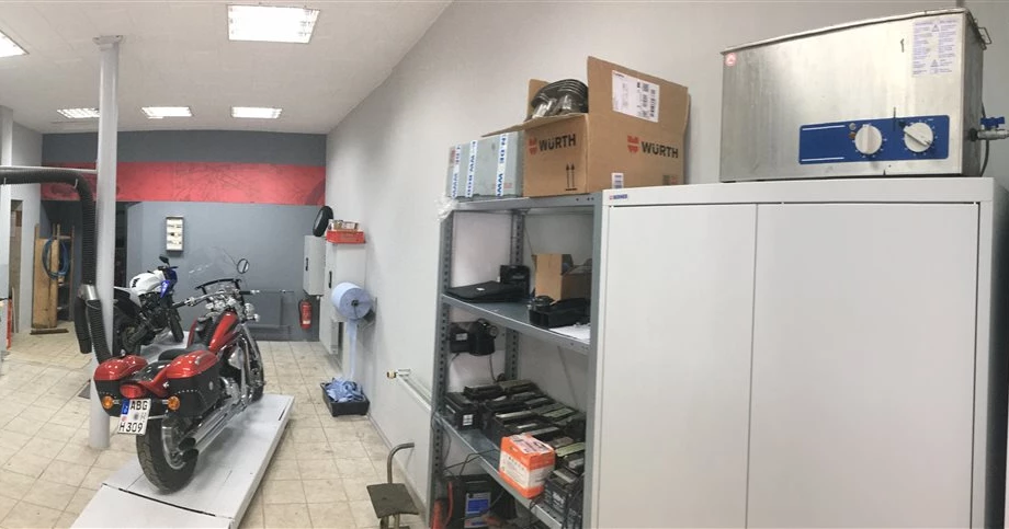 LOCATION Bild 3: LOCATION