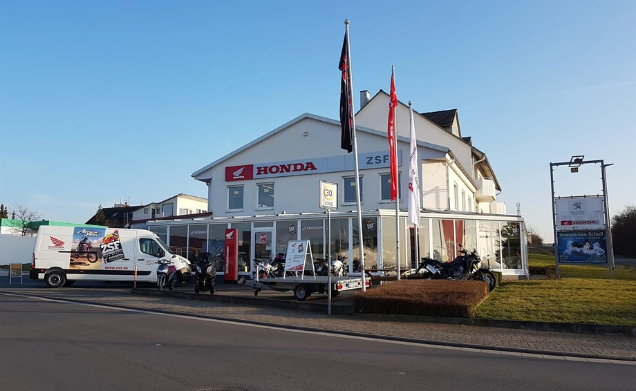 LOCATION Bild 1: LOCATION