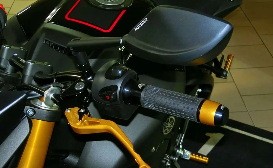 FZ8 ABS MHW Edition Bild 7: FZ8 ABS MHW Edition