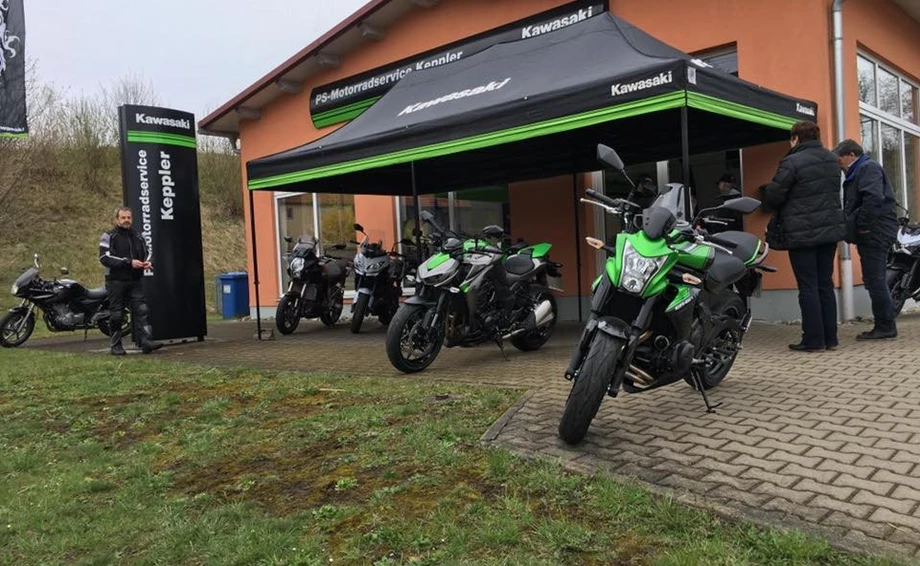 LOCATION Bild 1: LOCATION