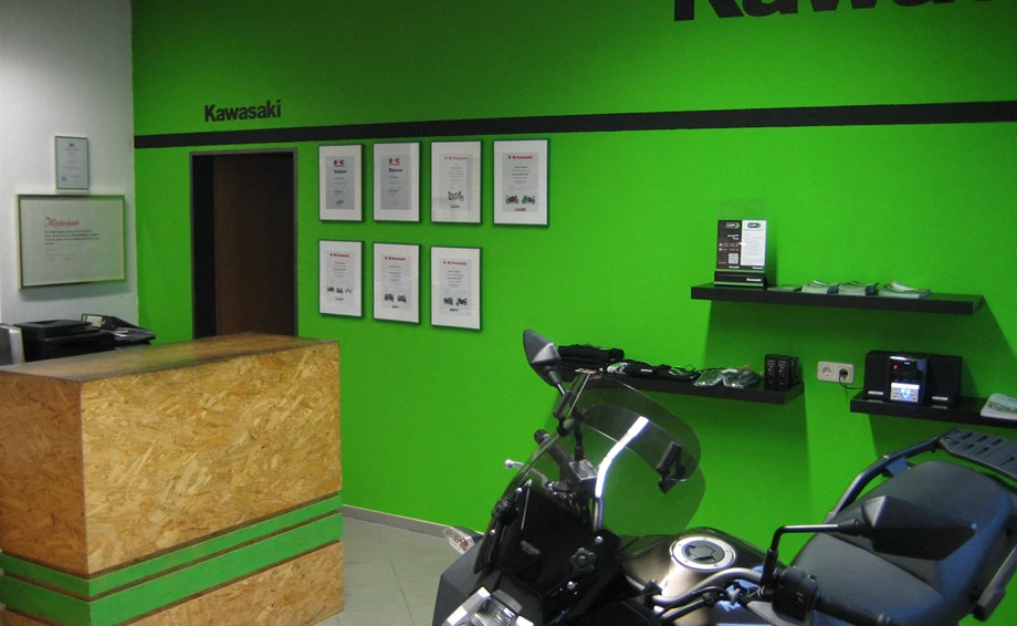 LOCATION Bild 6: LOCATION