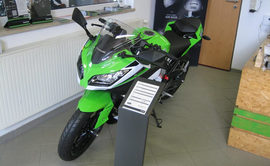 LOCATION Bild 9: LOCATION