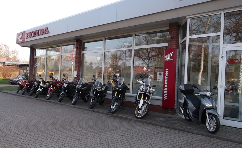 LOCATION Bild 2: LOCATION