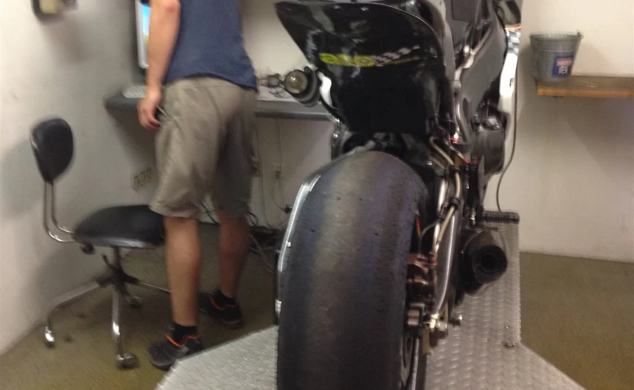 Leistungsprüfstand Bild 4: Leistungsprüfstand