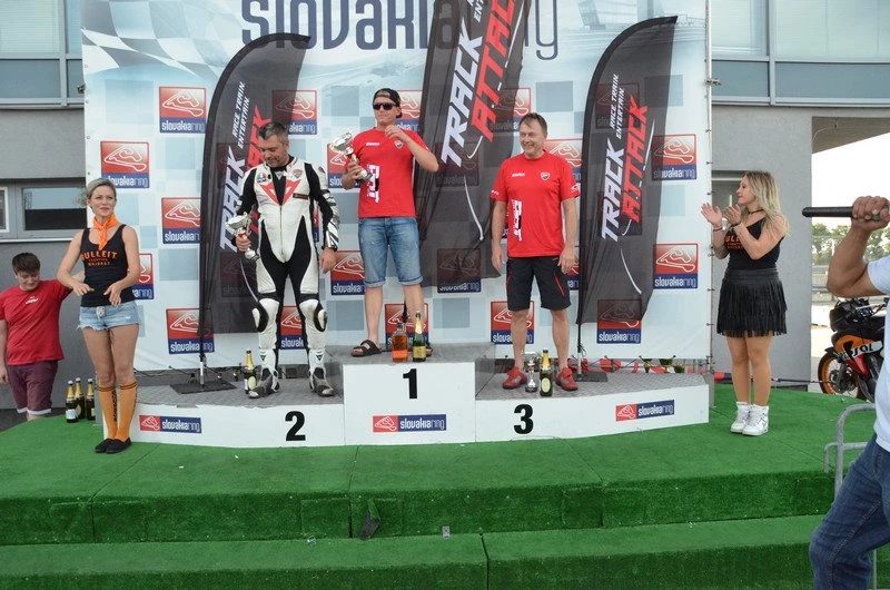 DUCATI Challenge 2016 Bild 1: DUCATI Challenge 2016