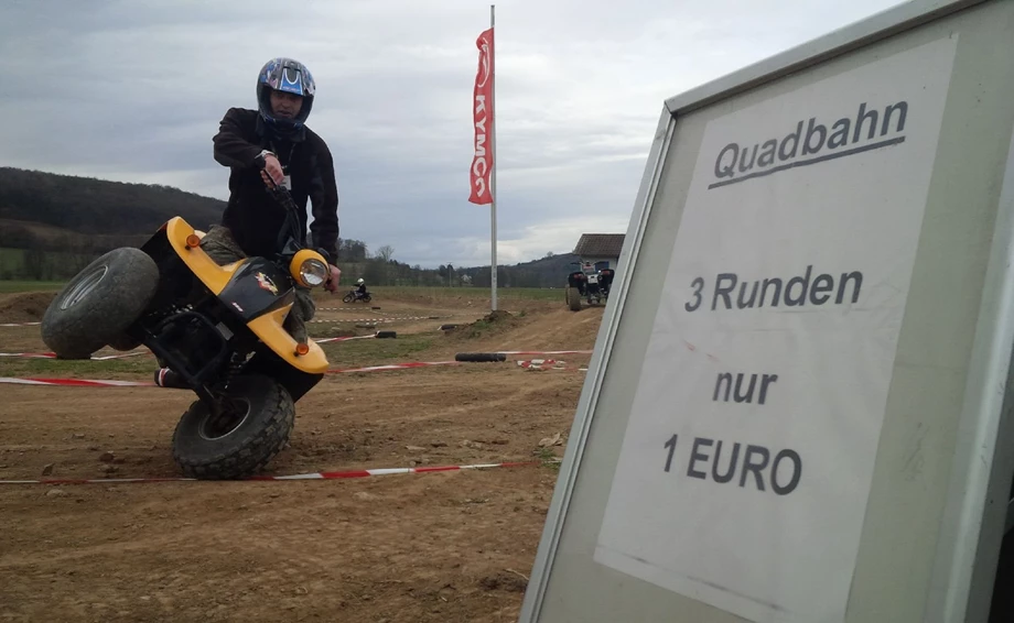 LOCATION Bild 7: LOCATION