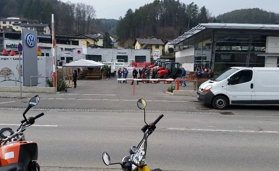 LOCATION Bild 5: LOCATION