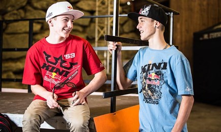 KINI Red Bull Casual 2017